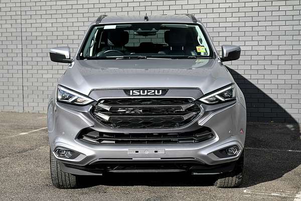 2022 Isuzu MU-X LS-T