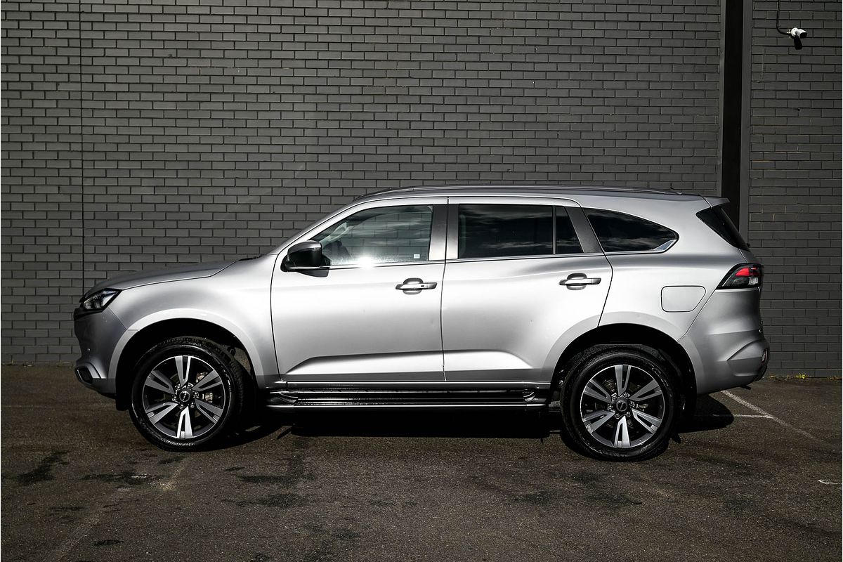 2022 Isuzu MU-X LS-T