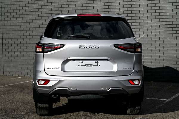 2022 Isuzu MU-X LS-T