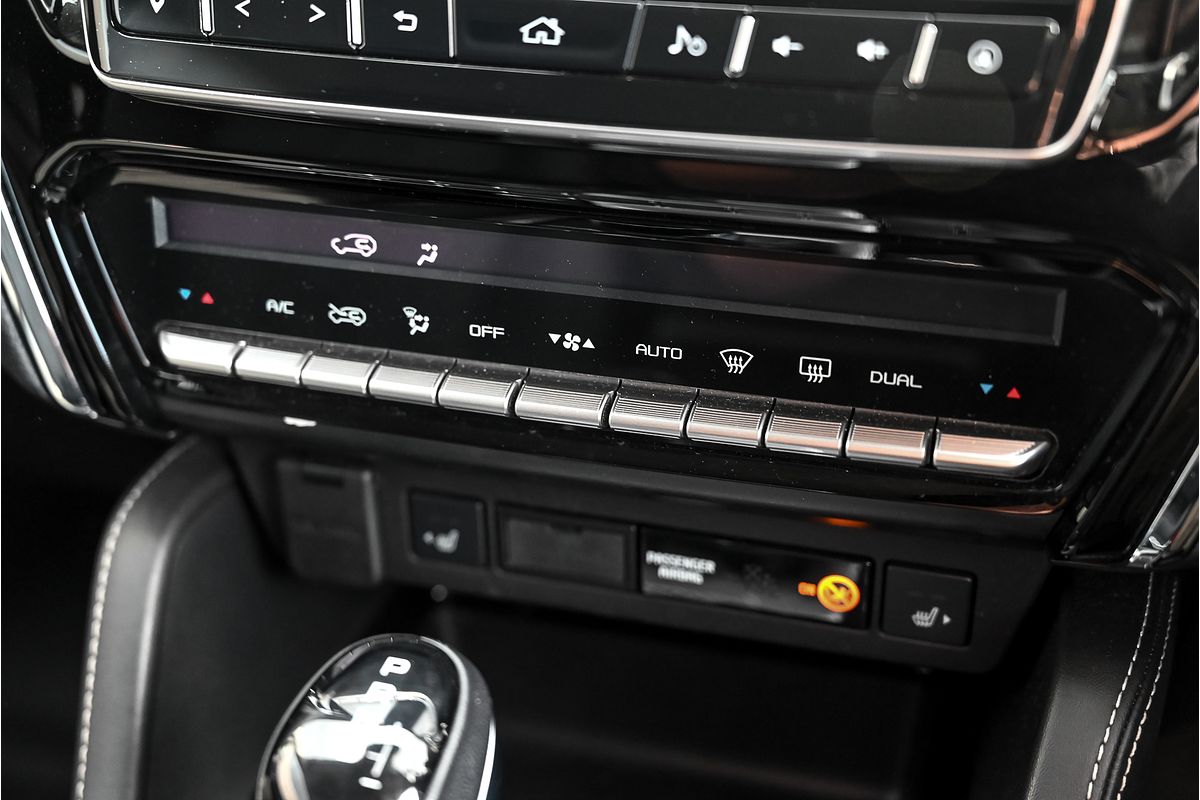 2022 Isuzu MU-X LS-T