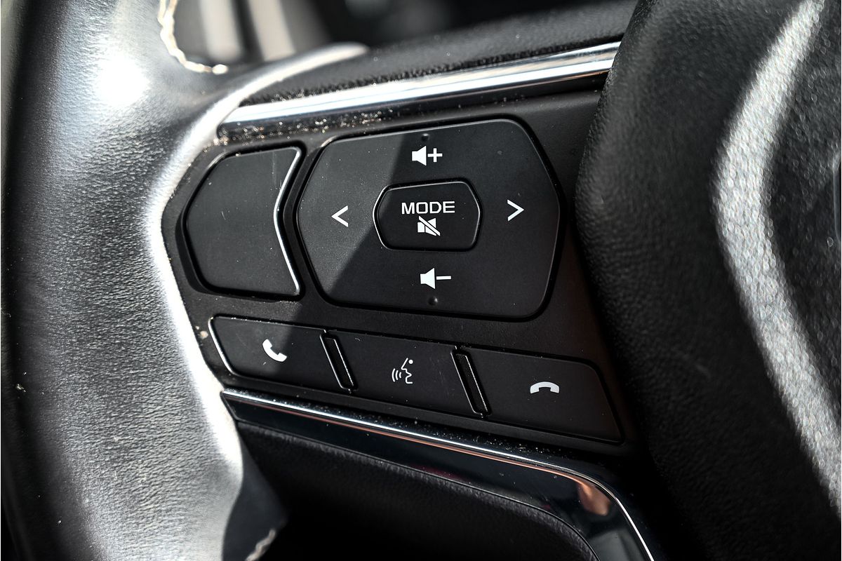 2022 Isuzu MU-X LS-T