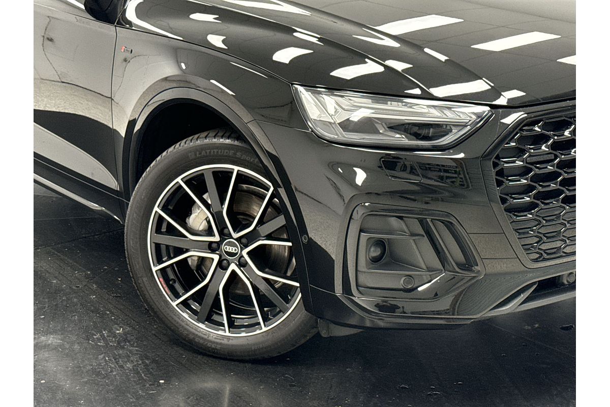 2022 Audi Q5 45 TFSI S line FY