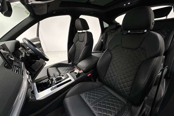 2022 Audi Q5 45 TFSI S line FY