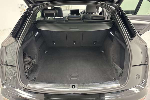 2022 Audi Q5 45 TFSI S line FY