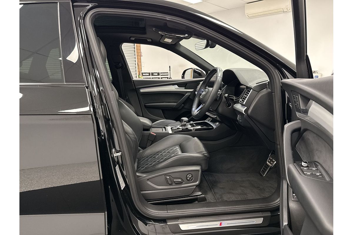 2022 Audi Q5 45 TFSI S line FY