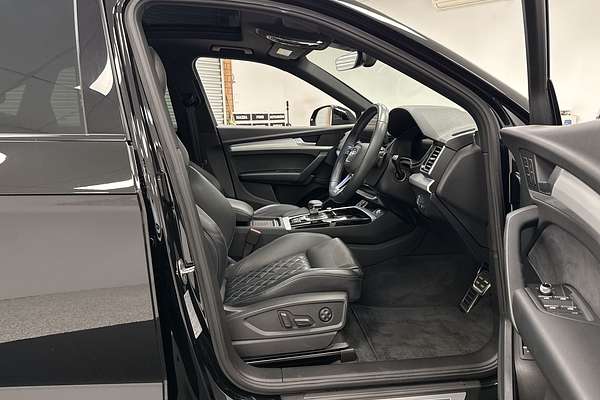 2022 Audi Q5 45 TFSI S line FY