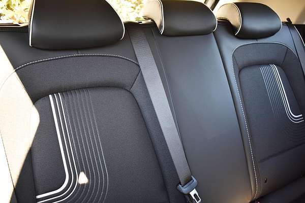 2025 Hyundai Venue Active QX.V5