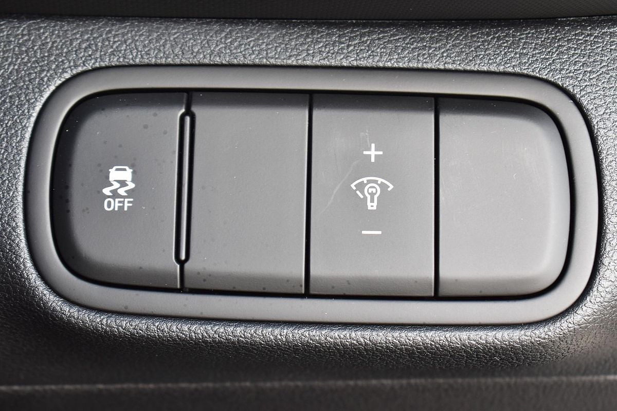 2025 Hyundai Venue Active QX.V5