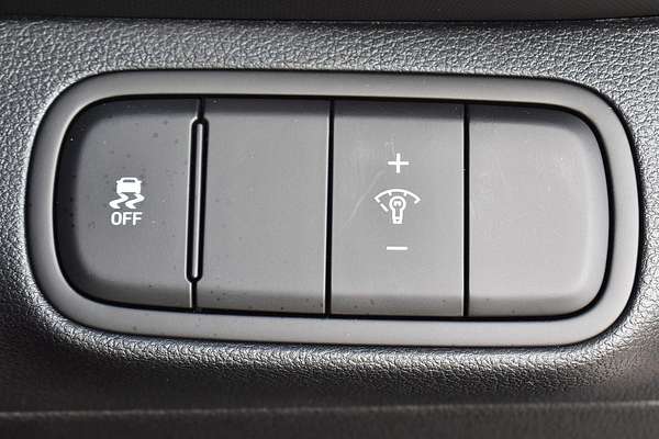 2025 Hyundai Venue Active QX.V5