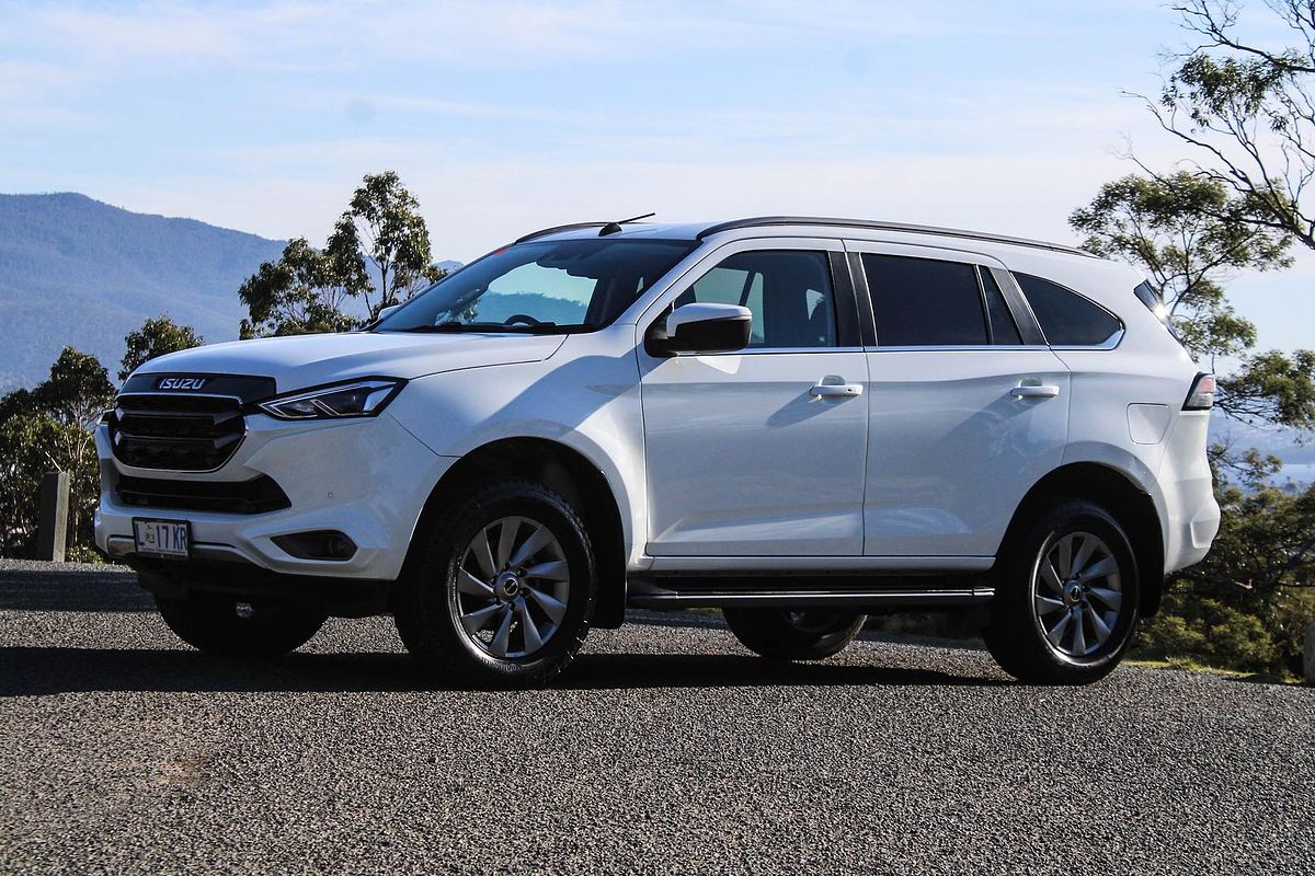2023 Isuzu MU-X LS-U