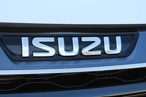 2023 Isuzu MU-X LS-U
