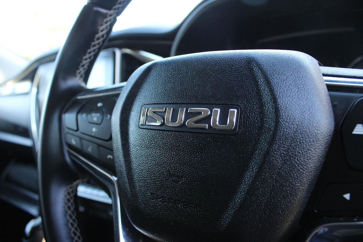 2023 Isuzu MU-X LS-U