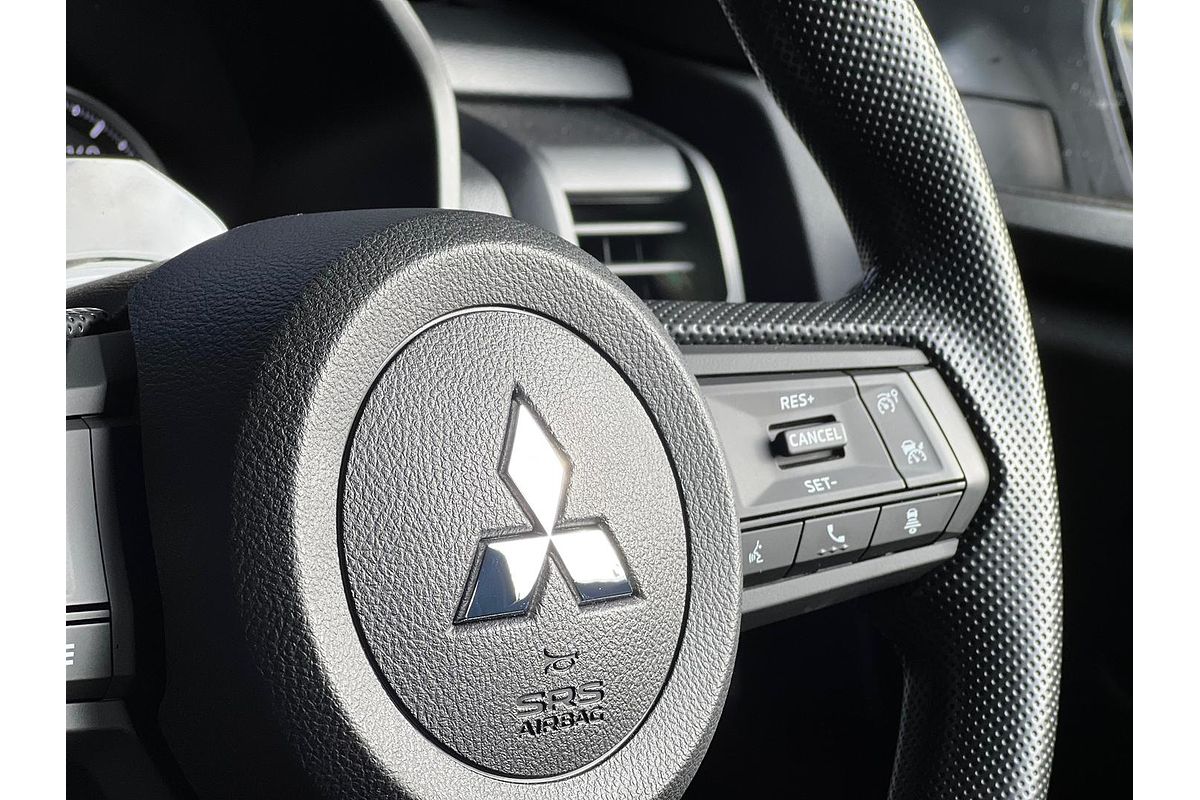 2024 Mitsubishi Triton GLX MV 4X4