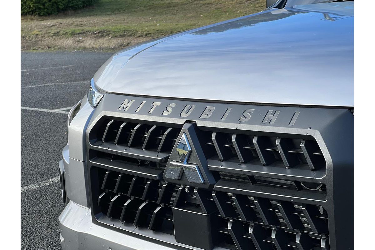 2024 Mitsubishi Triton GLX MV 4X4