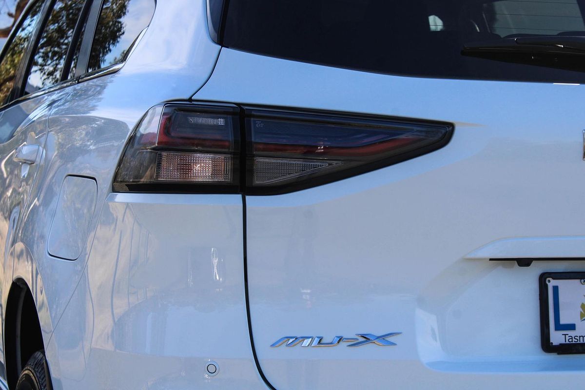 2023 Isuzu MU-X LS-U