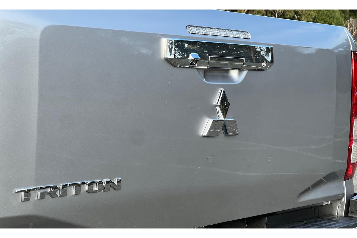 2024 Mitsubishi Triton GLX MV 4X4