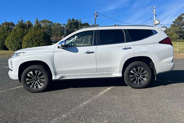 2023 Mitsubishi Pajero Sport GLS QF