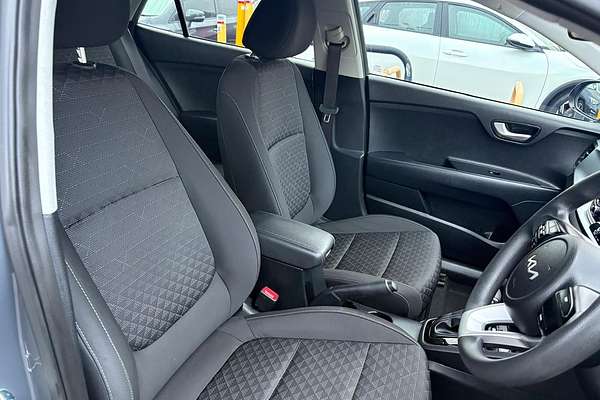 2022 Kia Rio S YB