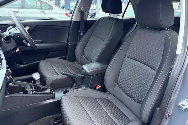 2022 Kia Rio S YB