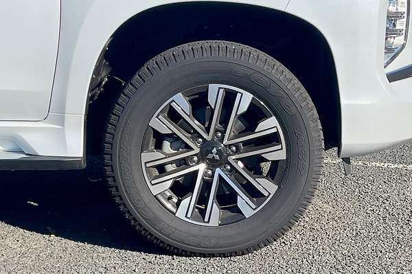2023 Mitsubishi Pajero Sport GLS QF