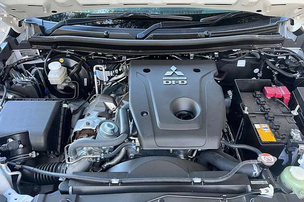 2023 Mitsubishi Pajero Sport GLS QF