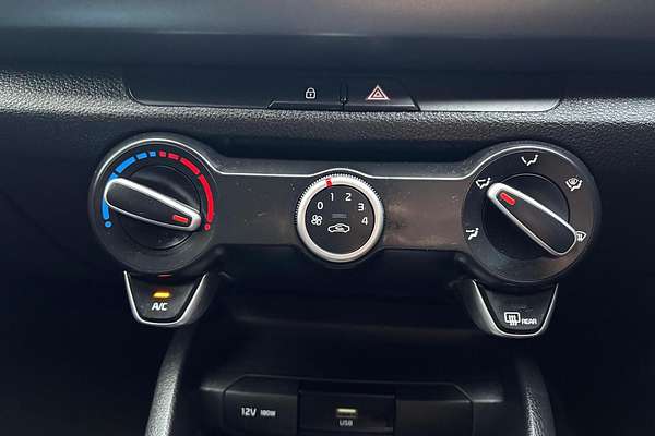 2022 Kia Rio S YB