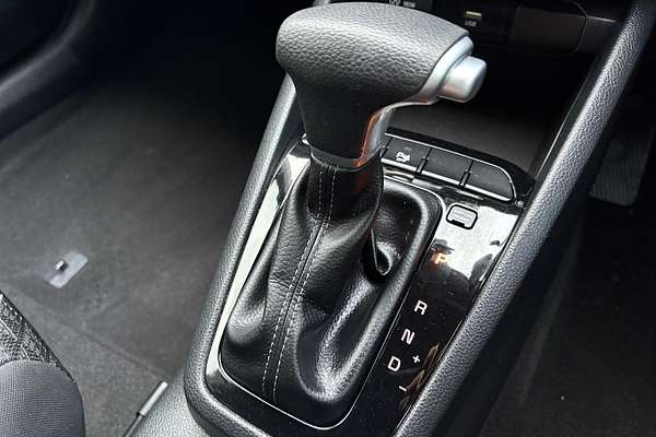 2022 Kia Rio S YB