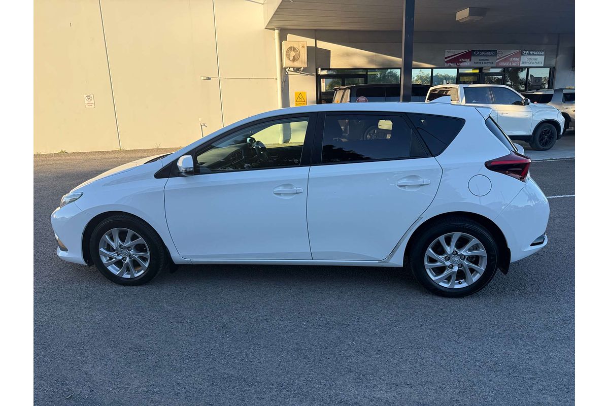 2016 Toyota Corolla ZR ZRE182R