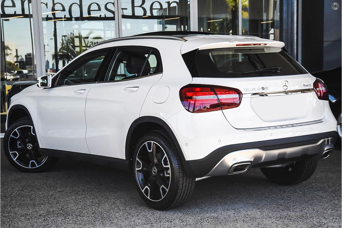 2018 Mercedes-Benz GLA-Class GLA250 X156