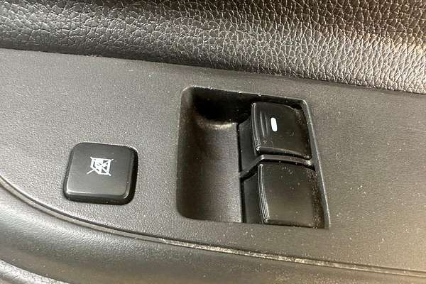 2020 Mitsubishi Triton GLX MR Rear Wheel Drive