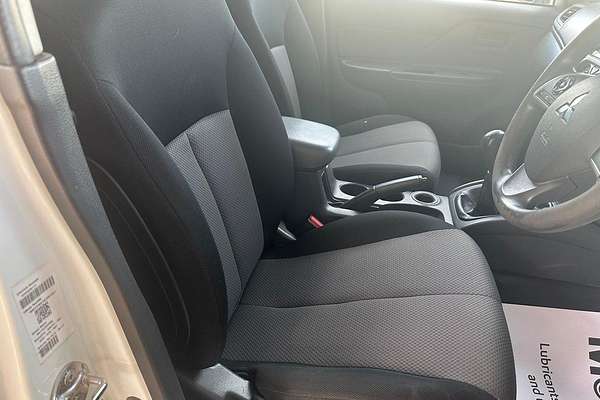 2020 Mitsubishi Triton GLX MR Rear Wheel Drive