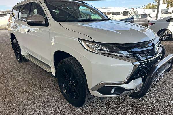 2019 Mitsubishi Pajero Sport Black Edition QE