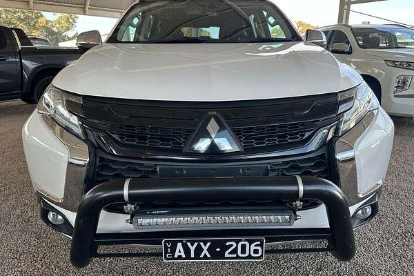 2019 Mitsubishi Pajero Sport Black Edition QE