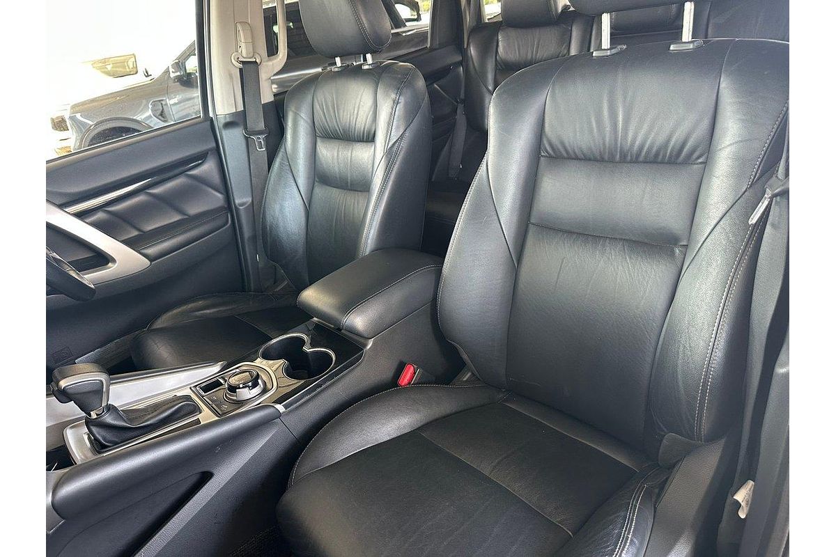 2019 Mitsubishi Pajero Sport Black Edition QE