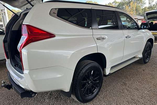 2019 Mitsubishi Pajero Sport Black Edition QE