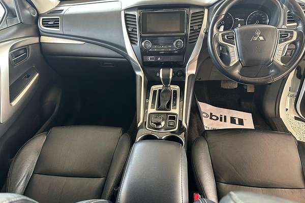 2019 Mitsubishi Pajero Sport Black Edition QE