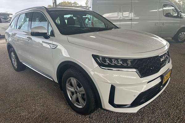 2023 Kia Sorento S MQ4
