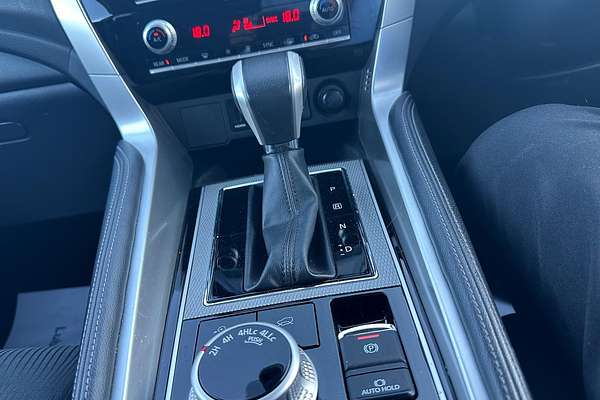 2022 Mitsubishi Pajero Sport GLS QF