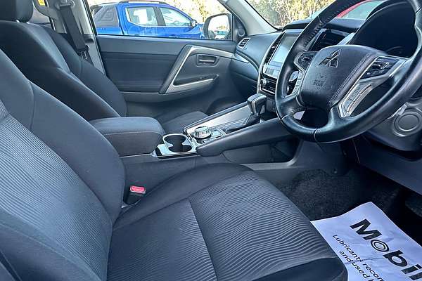 2022 Mitsubishi Pajero Sport GLS QF