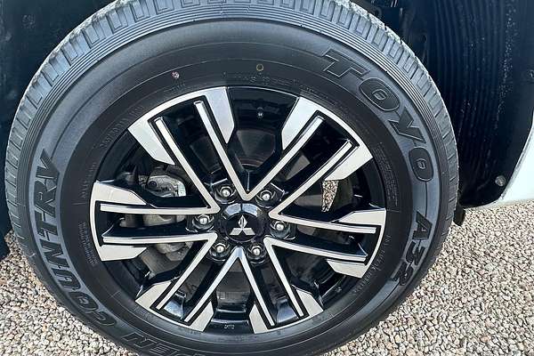 2022 Mitsubishi Pajero Sport GLS QF