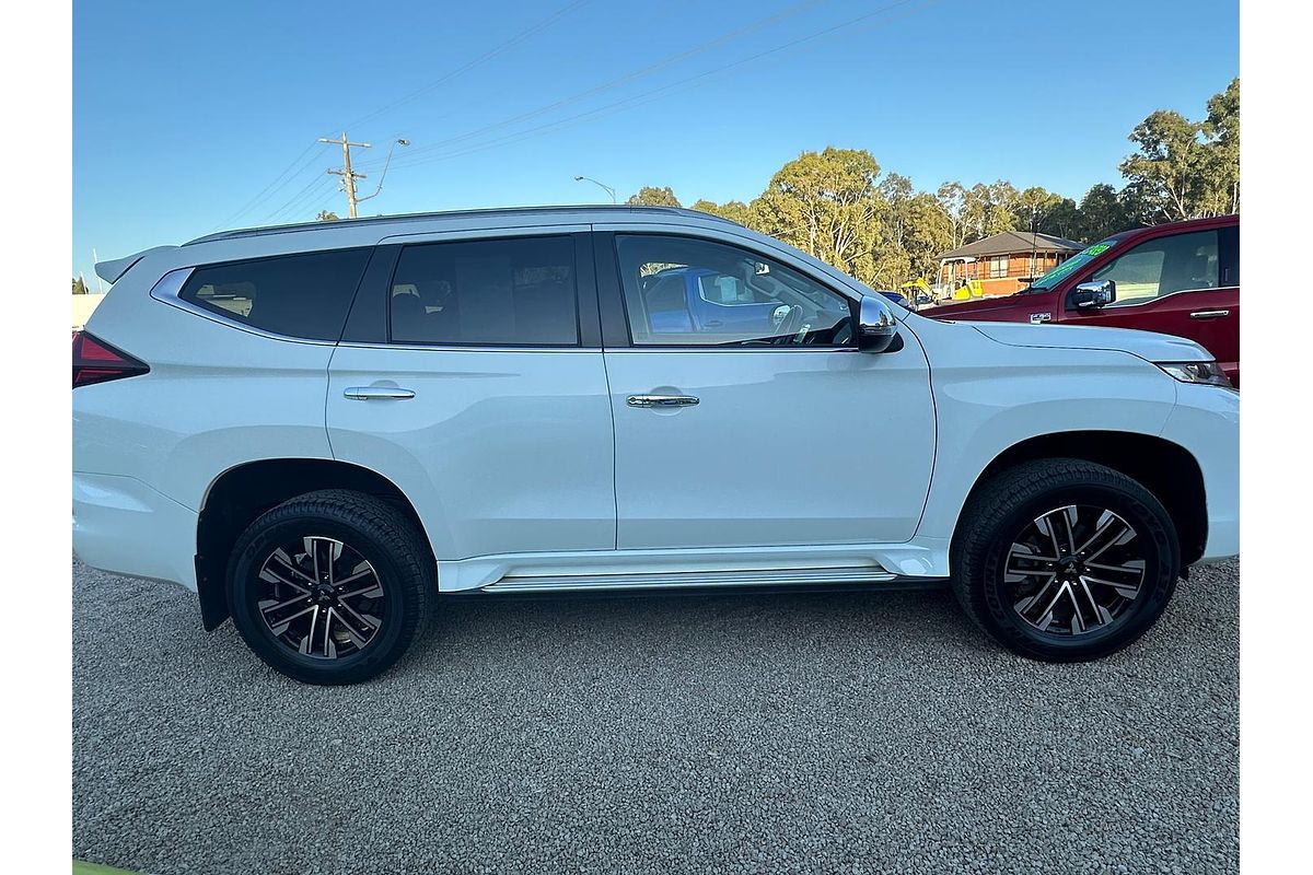 2022 Mitsubishi Pajero Sport GLS QF