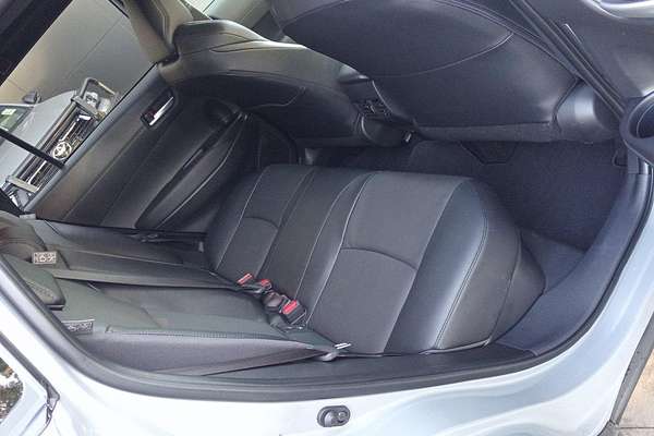 2025 Toyota Corolla Cross Atmos MXGH15R
