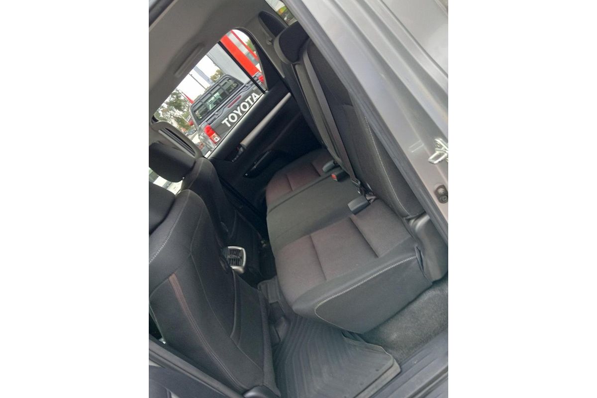 2019 Toyota Hilux SR5 GUN126R 4X4