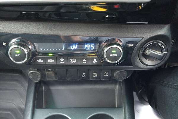 2019 Toyota Hilux SR5 GUN126R 4X4