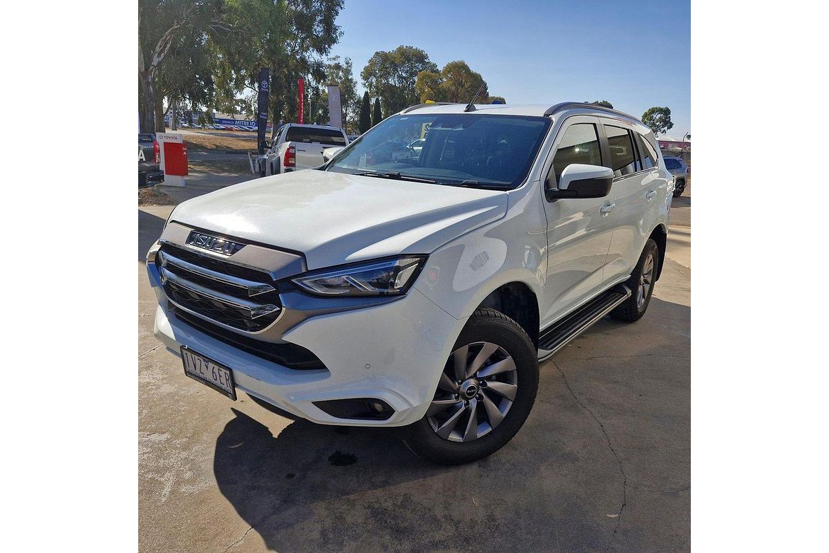 2022 Isuzu MU-X LS-U
