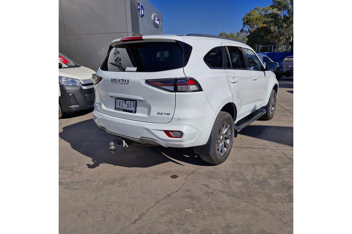 2022 Isuzu MU-X LS-U