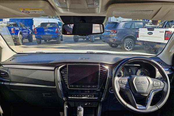 2022 Isuzu MU-X LS-U