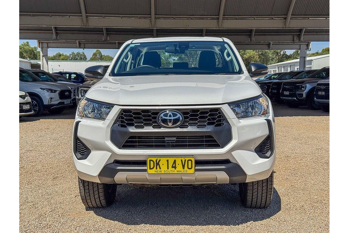 2024 Toyota Hilux SR GUN126R 4X4