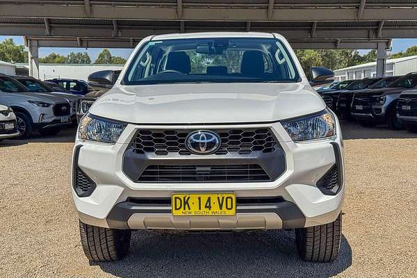 2024 Toyota Hilux SR GUN126R 4X4