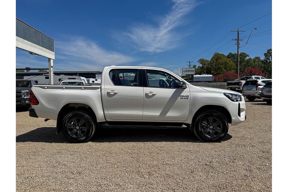 2024 Toyota Hilux SR GUN126R 4X4